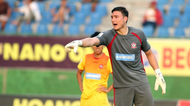 Đặng Văn Lâm và những bắt penalty khiến người Thái 