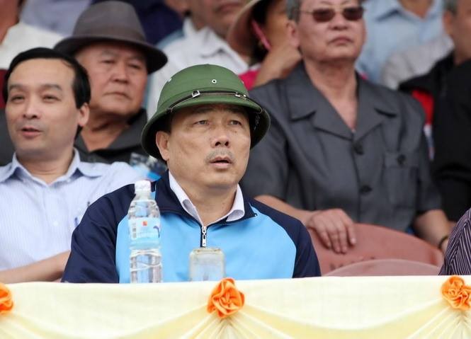 Bầu Đệ trở lại 