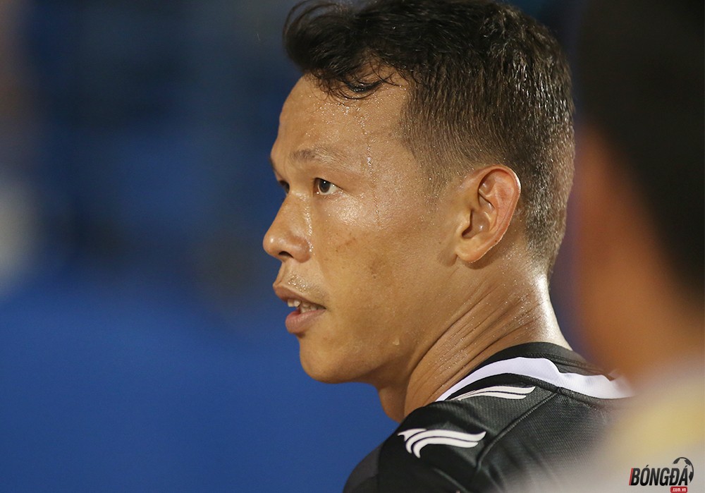 HLV Bình Dương: “Lỗi cá nhân Tấn Trường, không có tiêu cực gì đâu” - Bóng Đá