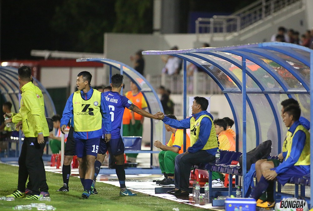 HLV Trần Minh Chiến bình thản đón nhận chiến thắng đầu tay cùng Bà Rịa Vũng Tàu - Bóng Đá