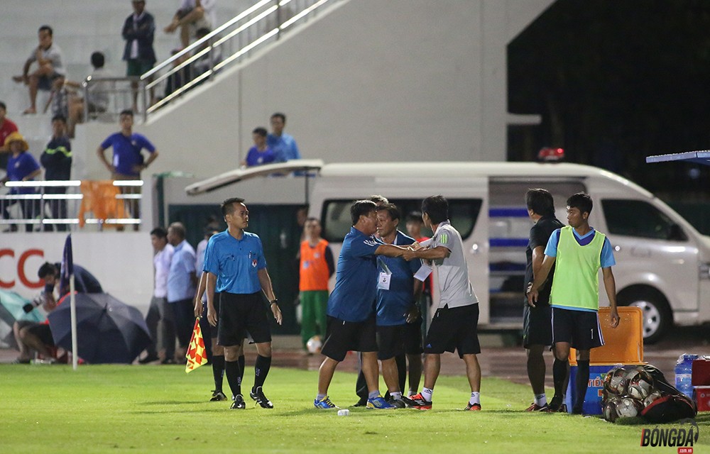 HLV Trần Minh Chiến bình thản đón nhận chiến thắng đầu tay cùng Bà Rịa Vũng Tàu - Bóng Đá