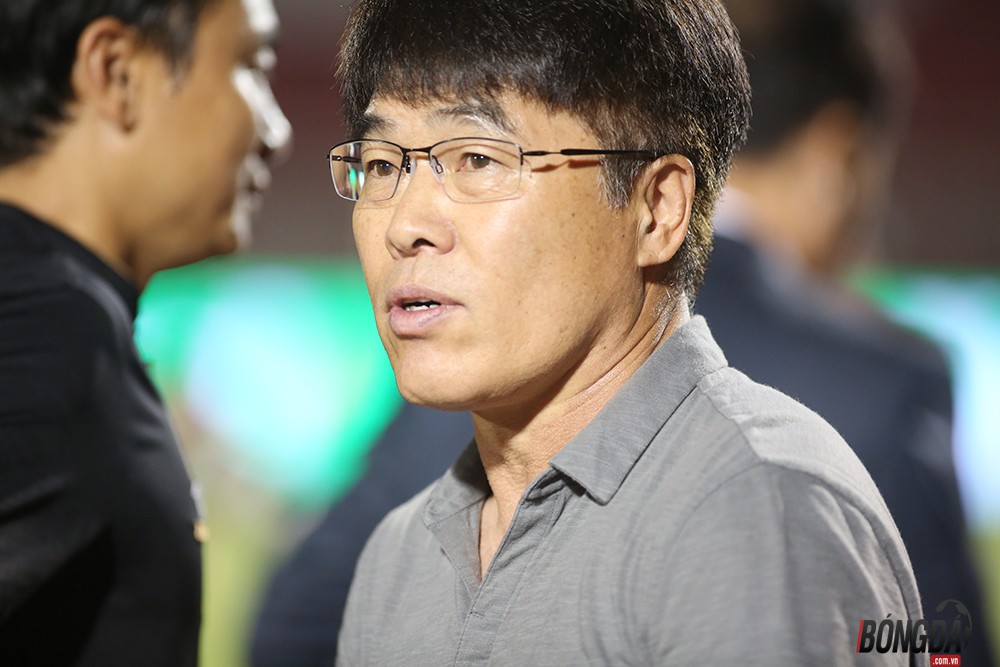 Thua trắng trước TP.HCM, HLV Viettel thừa nhận đội nhà còn non trẻ - Bóng Đá