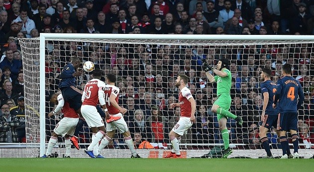 Gánh đồng đội 