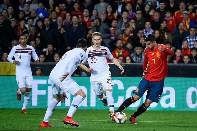 Vắng Neymar, Brazil vẫn không thiếu những 'ảo thuật gia' - ảnh - Bóng Đá