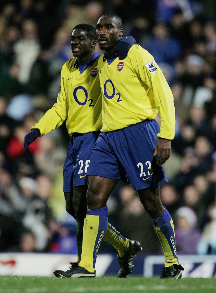 Thủ môn đối phương không dám nhìn sau cú nã đại bác của Sane - Bóng Đá