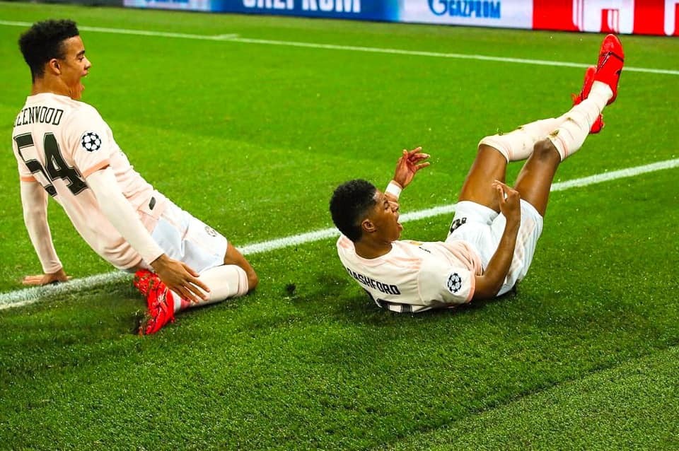 Cầu thủ PSG bật khóc ngay trước khi Rashford sút tung lưới Buffon - Bóng Đá