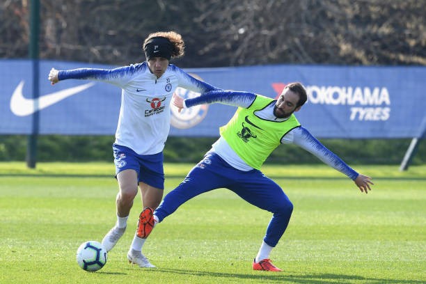 Sarri bực dọc ra mặt khi học trò chưa hiểu thế nào là 