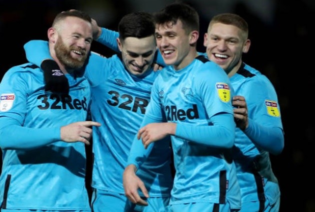 Wayne Rooney scored his first Derby goal... but the Rams were beaten by bottom side Luton  - Bóng Đá