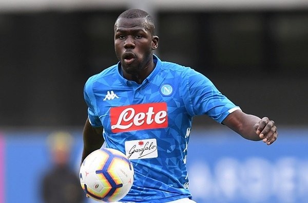 Man City mua Kalidou Koulibaly - Bóng Đá