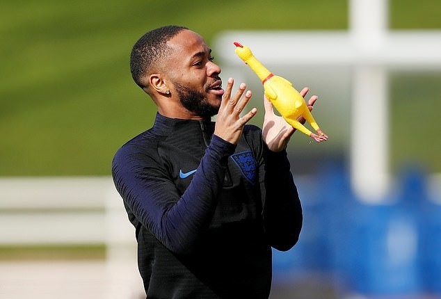 Mu đến sân tập - Bóng Đá