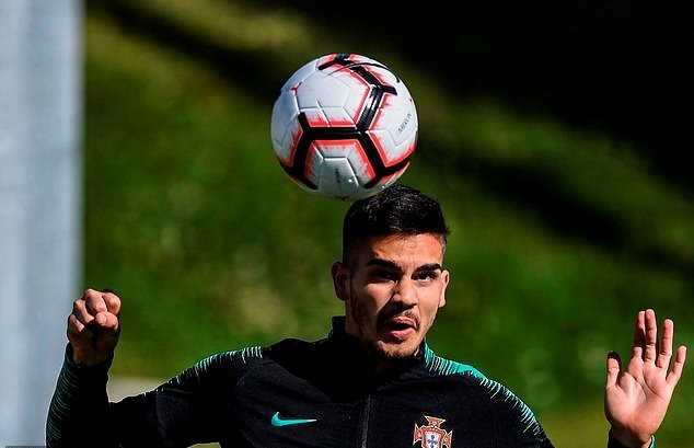 Ronaldo tập luyện cùng BĐN - Bóng Đá