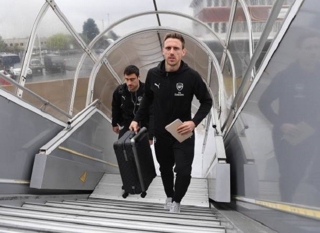 Arsenal đến Tây Ban Nha - Bóng Đá