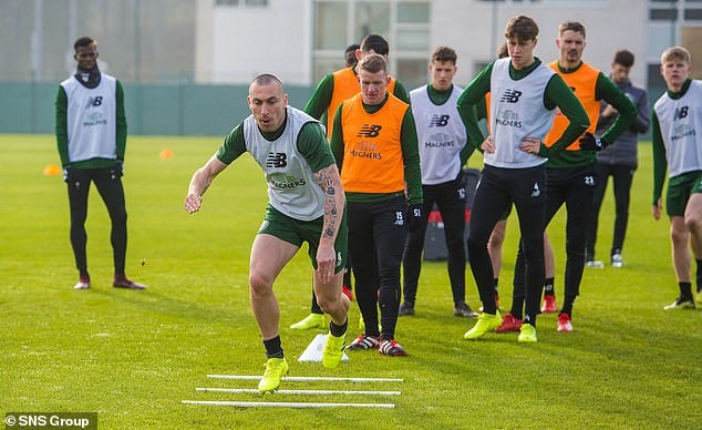 Mùa giải kết thúc, dàn sao Premier League 'đi đâu, làm gì'? - Bóng Đá