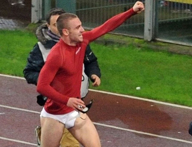 18 năm của Daniele De Rossi tại AS Roma: Trọn vẹn một tình yêu - Bóng Đá