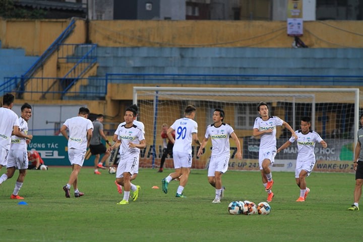 TRỰC TIẾP Viettel 0-0 HAGL: Tuấn Anh, Văn Toàn đấu Hoàng Đức, Tiến Dũng - Bóng Đá