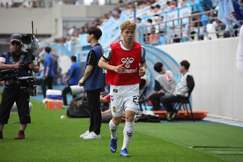 Học trò cũ thầy Park ở Incheon nói về điểm yếu của Công Phượng - Bóng Đá