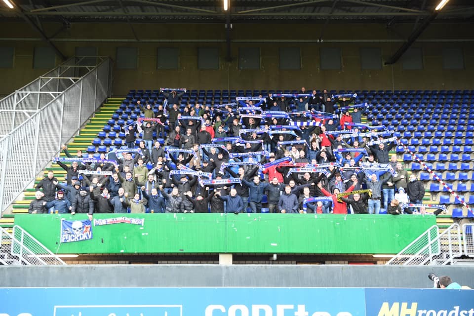 Đoàn Văn Hậu dự bị trong ngày Heerenveen thua trận thứ 3 liên tiếp - Bóng Đá