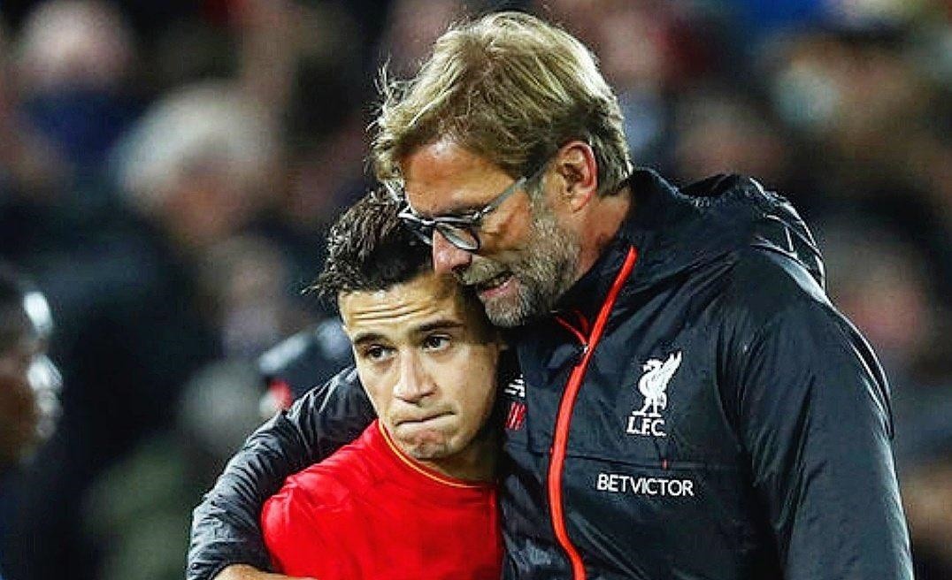 'Tôi đã nói với cậu ấy ở lại Liverpool và sẽ được dựng tượng' - Bóng Đá