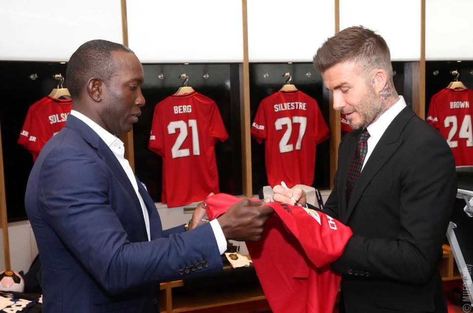 Sir Alex tươi tắn dẫn dắt Solskjaer, Scholes đấu huyền thoại Bayern Munich - Bóng Đá