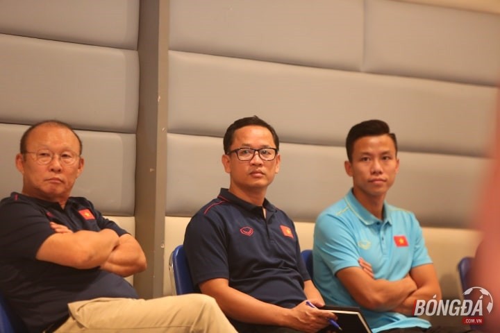 TRỰC TIẾP HLV Park Hang-seo trả lời họp báo trước trận đấu với ĐT Thái Lan - Bóng Đá