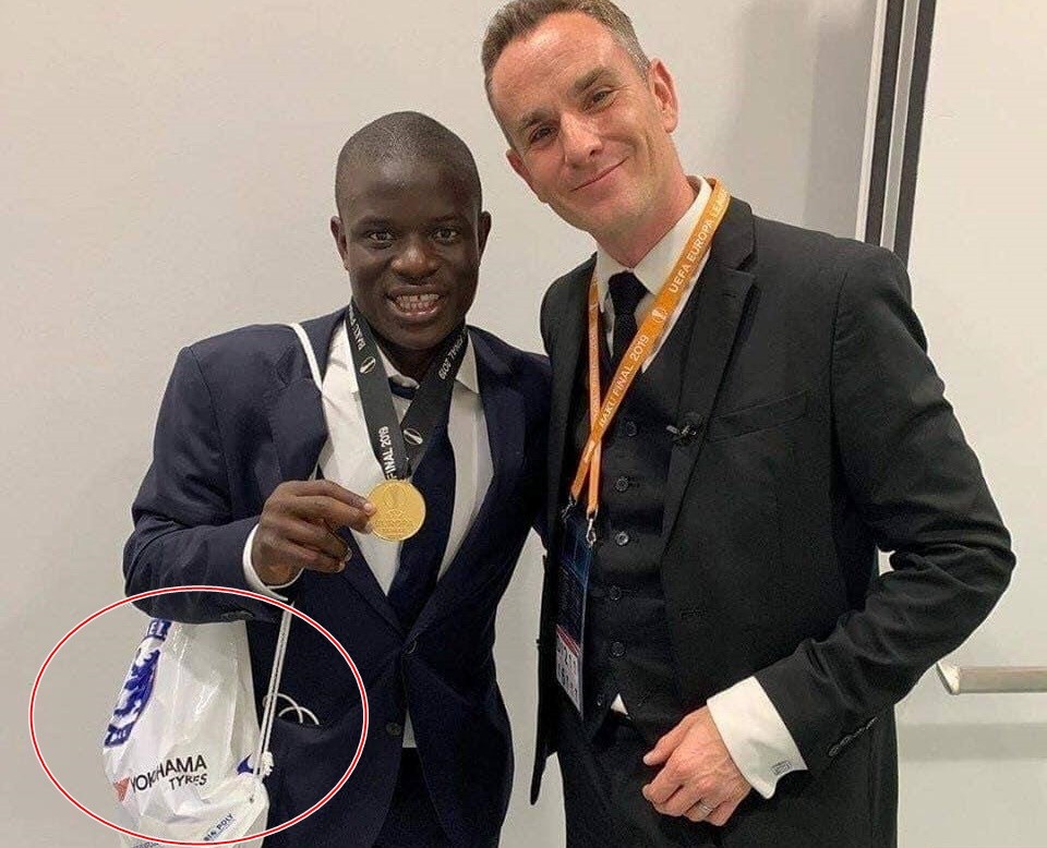 Giản dị khó tin, Kante được NHM Việt Nam 