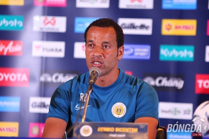 TRỰC TIẾP HLV Park Hang-seo trả lời họp báo trước trận đấu với ĐT Thái Lan - Bóng Đá