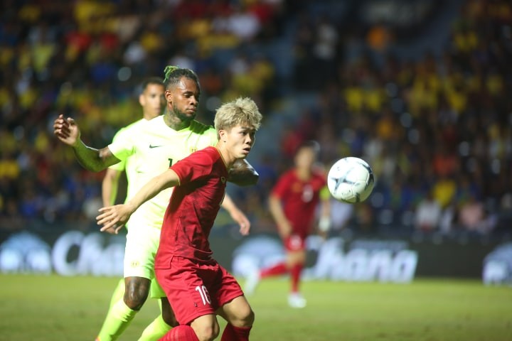 Điểm tin bóng đá Việt Nam tối 09/06: Công Phượng lên tiếng về phong độ tại King's Cup - Bóng Đá