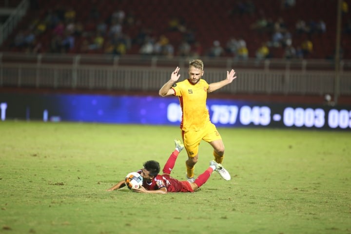 TP.HCm - Khánh Hòa - Bóng Đá