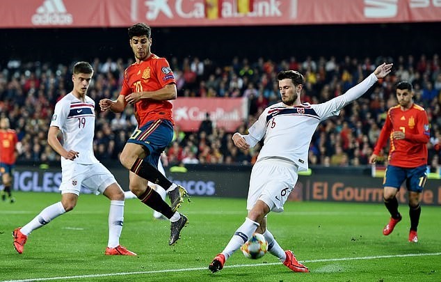 Vắng Neymar, Brazil vẫn không thiếu những 'ảo thuật gia' - ảnh - Bóng Đá