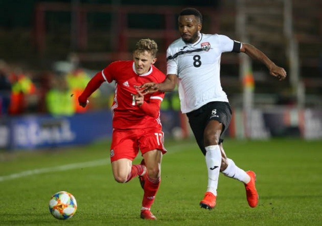 Ghi bàn phút cuối, trò cưng của Klopp giúp Giggs thở phào nhẹ nhõm - Bóng Đá