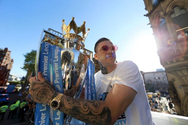 Sao Brazil gây ấn tượng mạnh với 