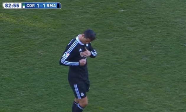 Man Utd fans slam Daniel James after woeful display against Wolves - Bóng Đá