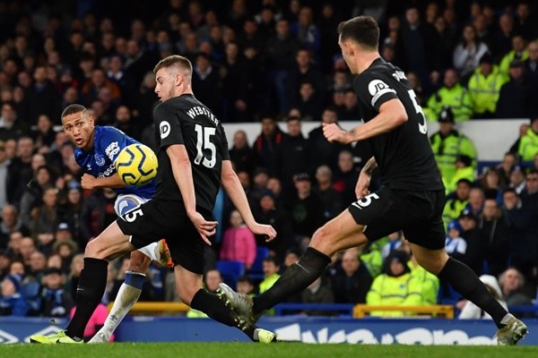 Những khoảnh khắc đẹp nhất vòng 22 NHA - Bóng Đá