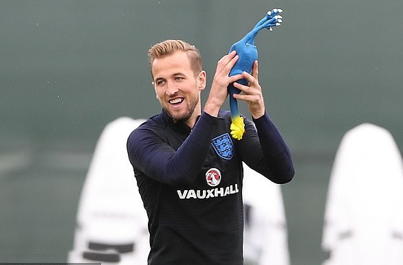 Mu đến sân tập - Bóng Đá