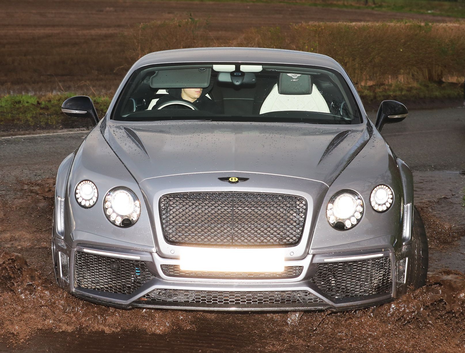 Ashley Young and Harry Maguire arrive for Manchester United training - Bóng Đá
