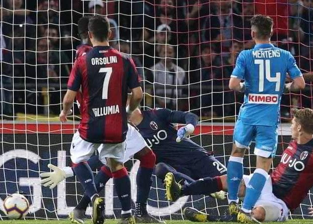 Thầy trò Carlo Ancelotti gục ngã trước Bologna trong ngày hạ màn Serie A - Bóng Đá