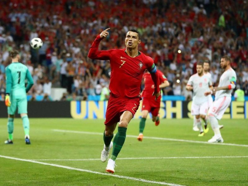 Huyền thoại! Ronaldo đã làm điều không tưởng trong 15 năm qua - Bóng Đá