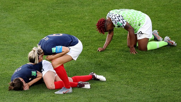 ảnh nữ pháp thắng nigeria - Bóng Đá