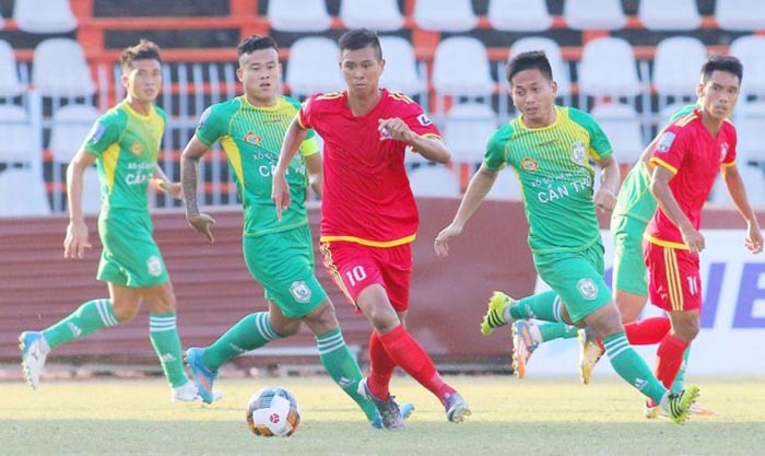 Dư âm vòng 2 Hạng Nhất 2019: Phố Hiến, Hà Tĩnh tiếp tục bay cao - Bóng Đá