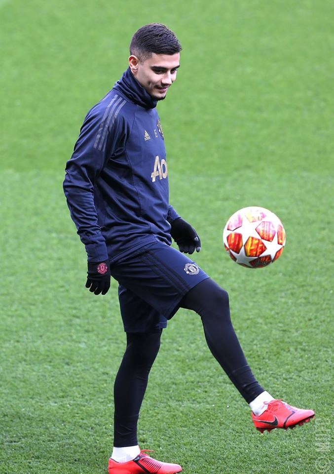 MU tập - Bóng Đá