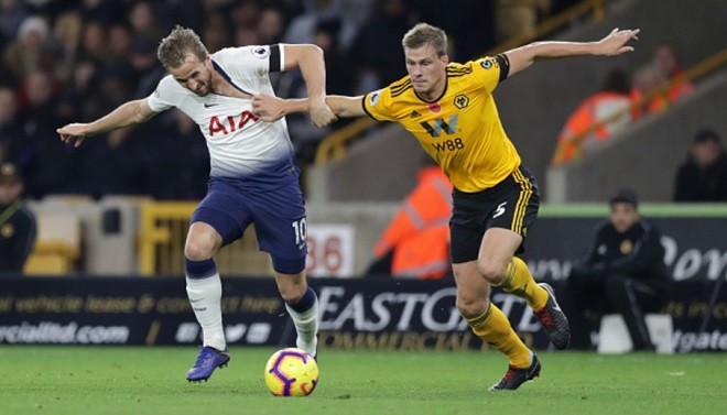 Roman Abramovich ăn mừng cùng các cầu thủ Chelsea - Bóng Đá