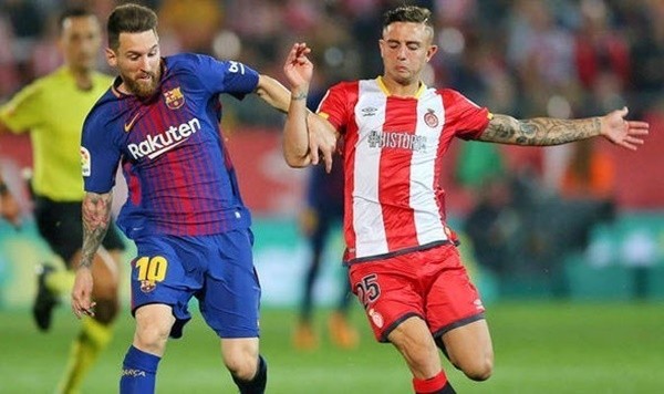 Messi chỉ ra cái tên kèm cặp khó  chịu nhất - Bóng Đá