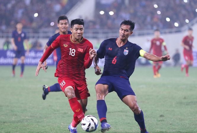 M.U chiêu mộ Maxi Gomez - Bóng Đá