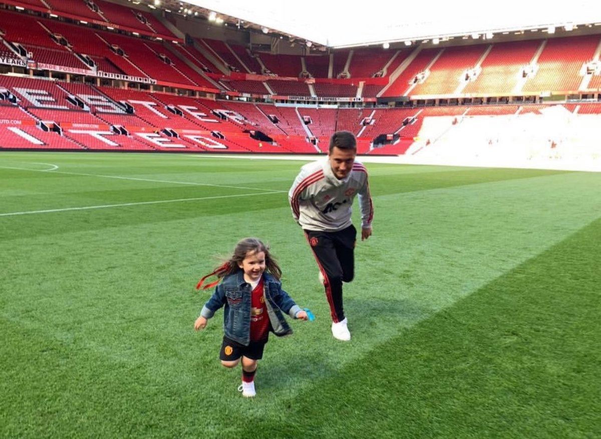 Thái độ của sao trẻ Arsenal trước bàn thua bất ngờ của đội nhà - Bóng Đá