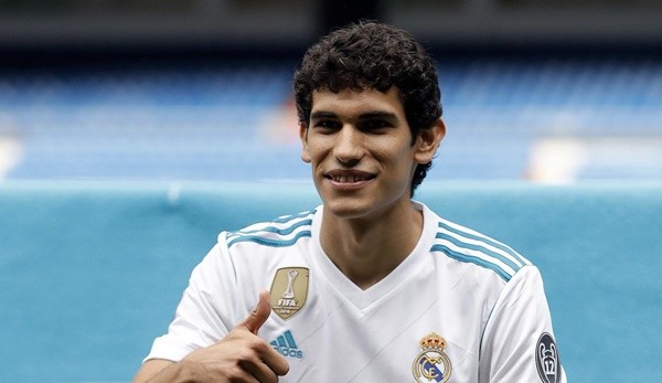 Chính thức: Vallejo gia nhập Granada - Bóng Đá
