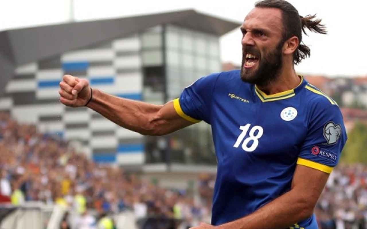 Man Utd chief Ed Woodward may make surprise striker signing after Bruno Fernandes transfer - Bóng Đá