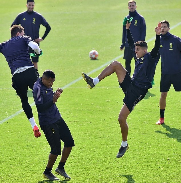 Ronaldo Juventus tập - Bóng Đá