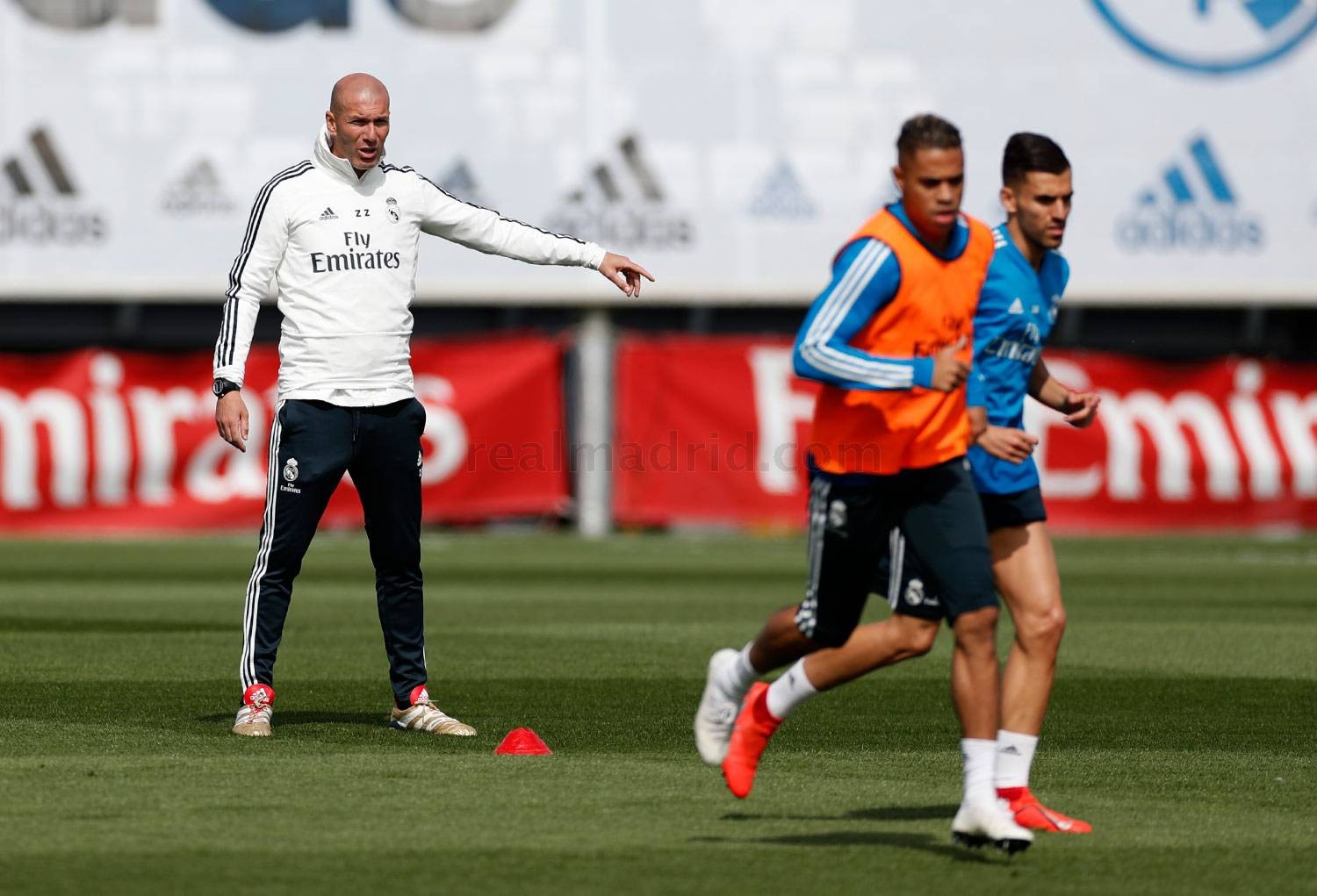 real tập luyện - Bóng Đá