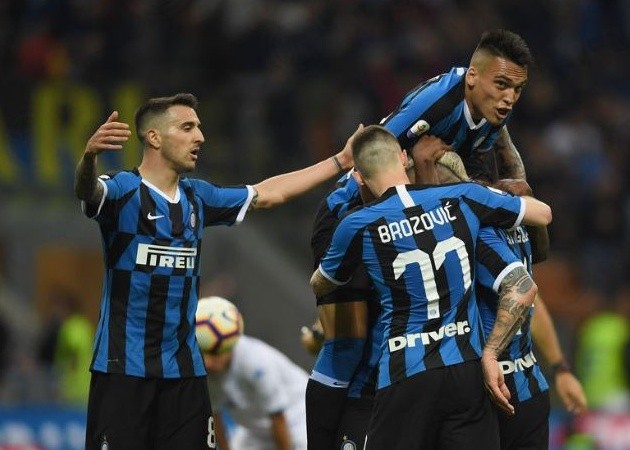 Nước mắt Empoli, nụ cười Inter trong đêm điên rồi ở Giuseppe Meazza - Bóng Đá