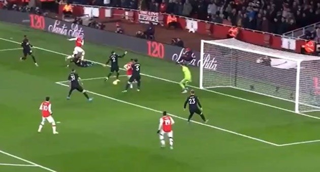 MU xuất hiện 'thánh nhọ' mới ở trận Arsenal - Bóng Đá